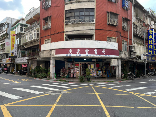 廣告牆出租